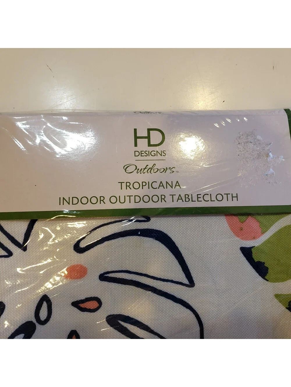 HD Designs Tropicana Tablecloth 52